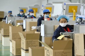 三年疫情是什么引发的（疫情持续三年）