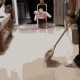 疫情之后家里只剩一个人（疫情期间一个人呆在家会怎样）
