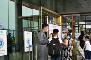 疫情之下，国门何时重启，全球视野下的开放策略与影响