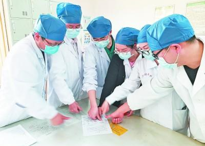 新冠疫情下，城市何时封城？