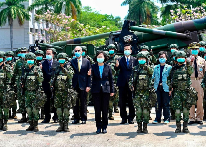 新冠病毒，疫情肆虐，全球关注