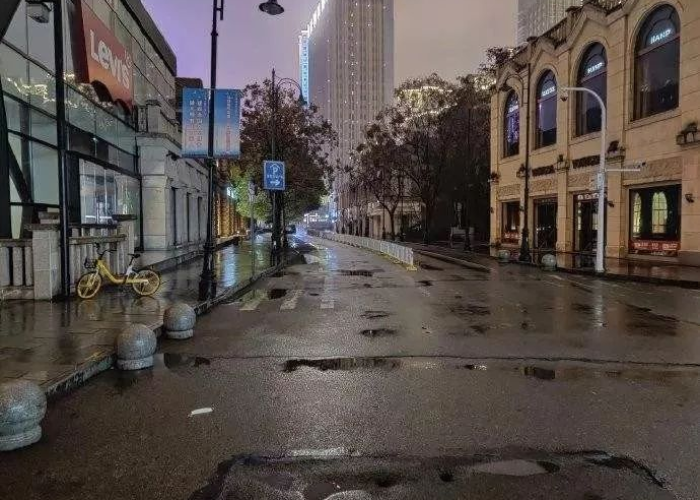 武汉，中国第一个封城的城市
