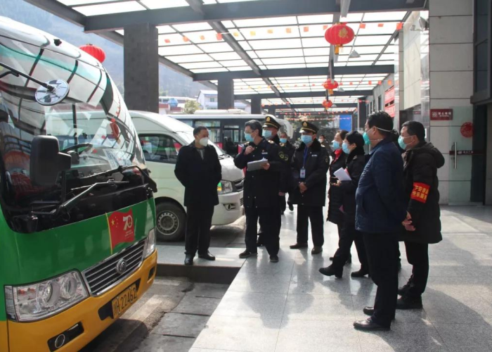 疫情爆发元年，全球公共卫生挑战与应对