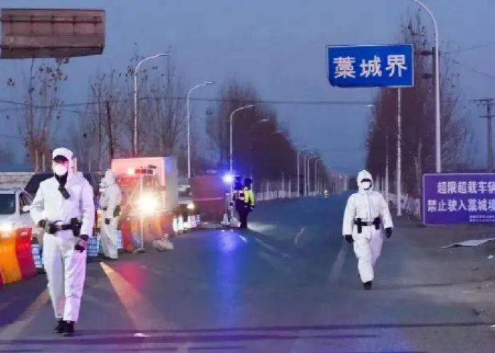 中国疫情封路历程，从武汉封城到全面防控的演变