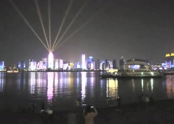 武汉疫情结束时间，2020年4月8日，重启大武汉的曙光