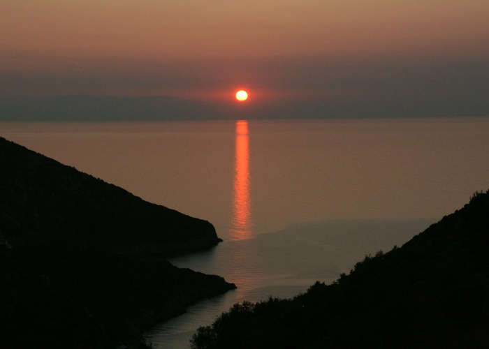 我来教大家“云水谣透视挂神器”(真实可以装挂)-知乎