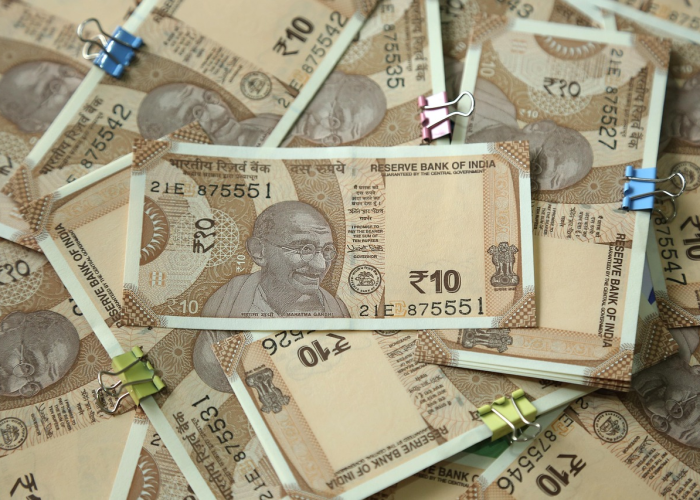 保时捷卡宴,跃马盾徽下的力量与平衡 保时捷卡宴,跃马盾徽下的力量与平衡