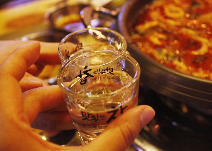 浙江一批进口牛排核酸检测呈阳性，冷链食品安全再引关注