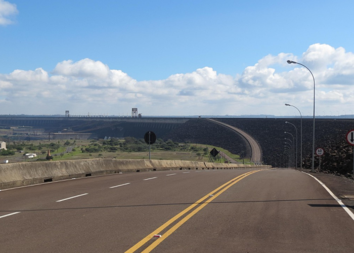 五一假期高速公路免费通行指南，2024年免费政策与出行建议