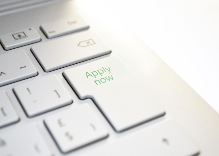 隔离政策大转向，密接者必须集中隔离的时代，真的过去了吗？