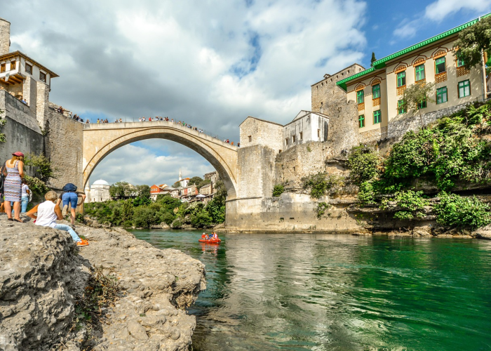 瑞丽,边城战疫与国门之思 瑞丽,边城战疫与国门之思