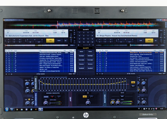 玩家分享攻略“牌友圈透视挂辅助”(辅助开挂教程)-知乎
