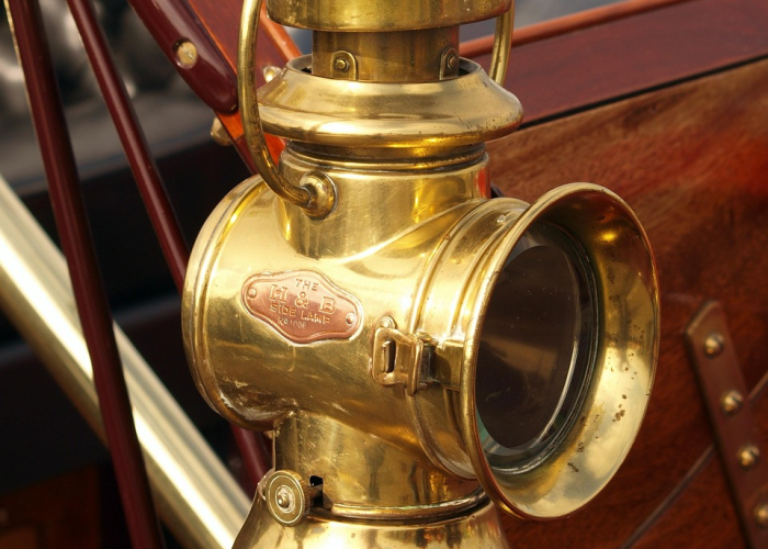 黄金回收迷雾，2021年每克价格揭底，为何你的首饰卖不出高价？