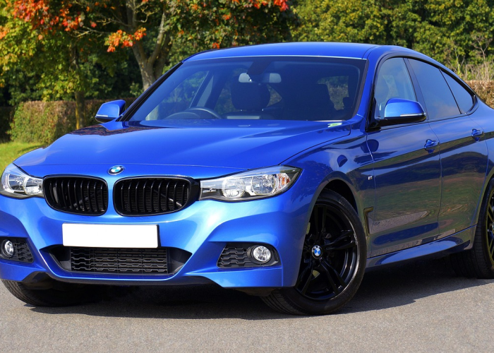 北京现代悦动，一款经典家轿的两面性剖析