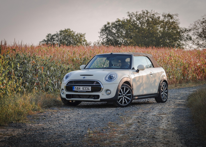 五菱宏光MINI敞篷版价格揭晓,年轻人的第一辆敞篷车,真的来了吗? 五菱宏光MINI敞篷版价格揭晓,年轻人的第一辆敞篷车,真的来了吗?