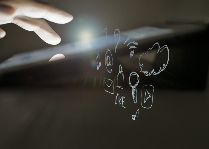 徐工机械股票前景如何？股吧与知乎上的观点交锋