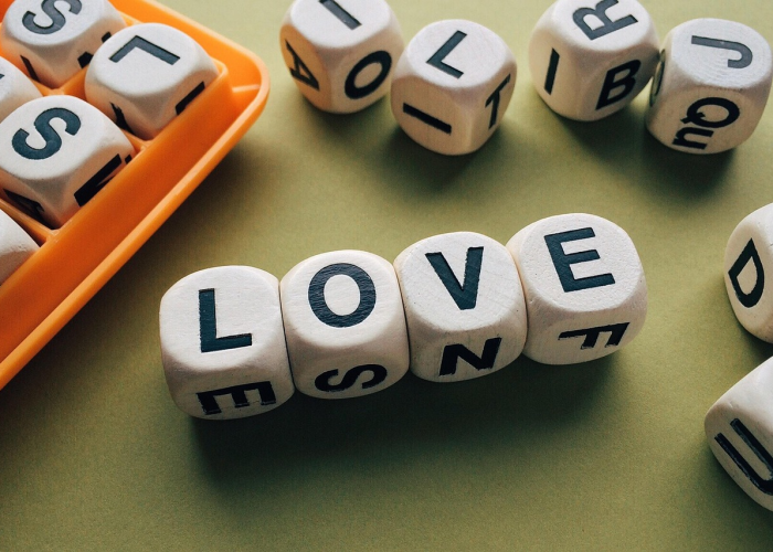 LOL对抗坦克联盟，打肉出装全解析，从核心原理到实战克制