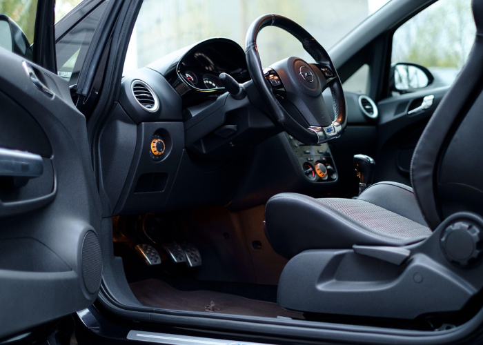 当小S遇上涡轮，北京奔驰2020款C200的优雅与妥协