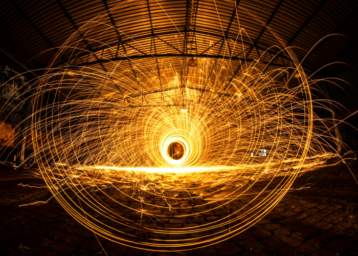 流调之下，一座工业城市的体温与心跳