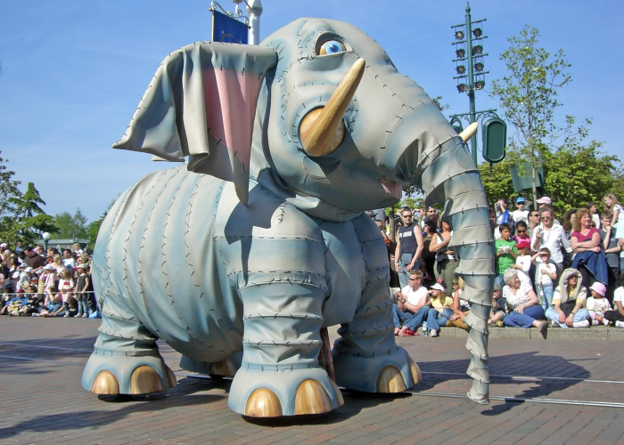 乐园的结界，当迪士尼开始限制人数