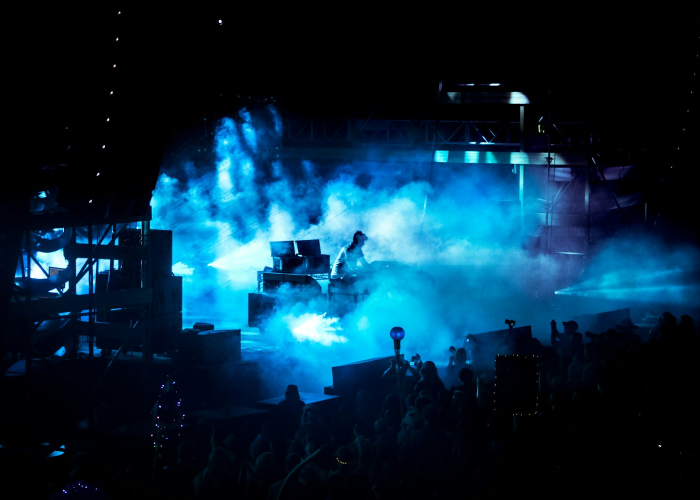 我来教大家“摸一把跑得快究竟怎么透视”(开挂透视教程)-知乎