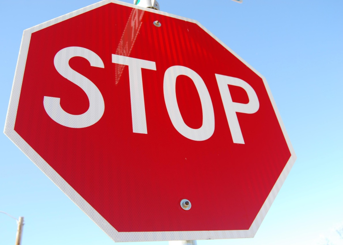 河南一家11口感染警示，家庭防疫网为何被轻易击穿？