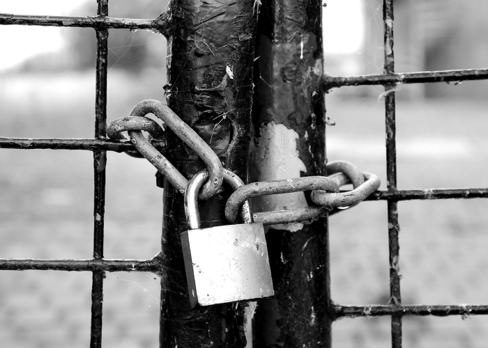 20天无症状，沉默的病毒携带者如何改写抗疫剧本？