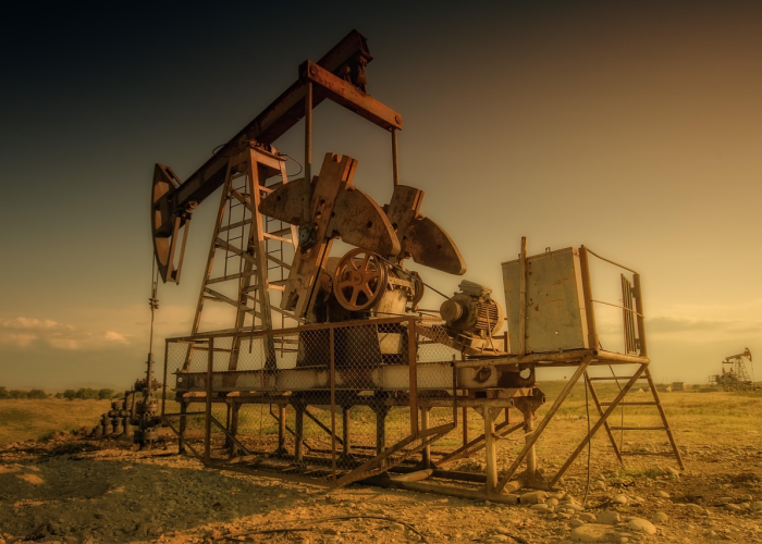 中国石油今日油价调整最新消息，国内成品油价或迎年内第N次调整，车主出行成本受关注