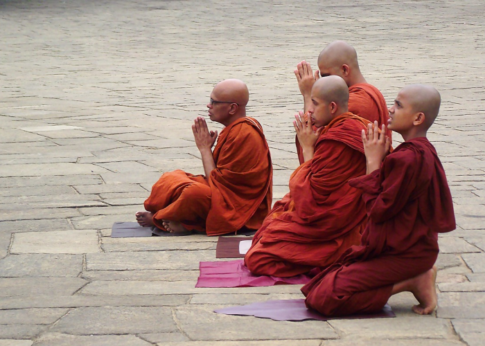 十一次叩门，当阴性成为一道漫长的窄门