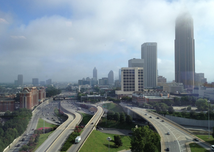 深圳地铁停运24小时，当城市动脉暂停，我们看见什么？