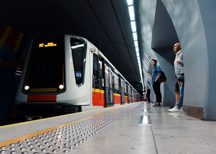 北京新增16例本土感染者轨迹，多区涉疫，餐厅、地铁、医院成关键风险点