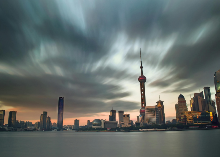 返乡潮背后，上海，一场无声的告别与重塑