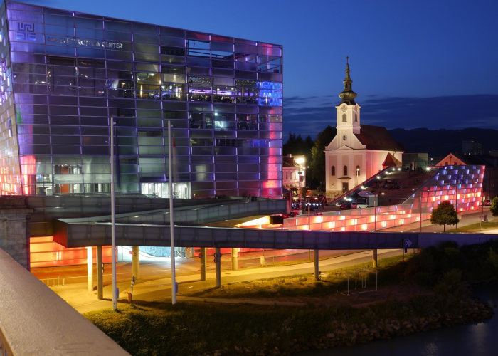 辽宁抚顺，钢铁之城的柔与刚