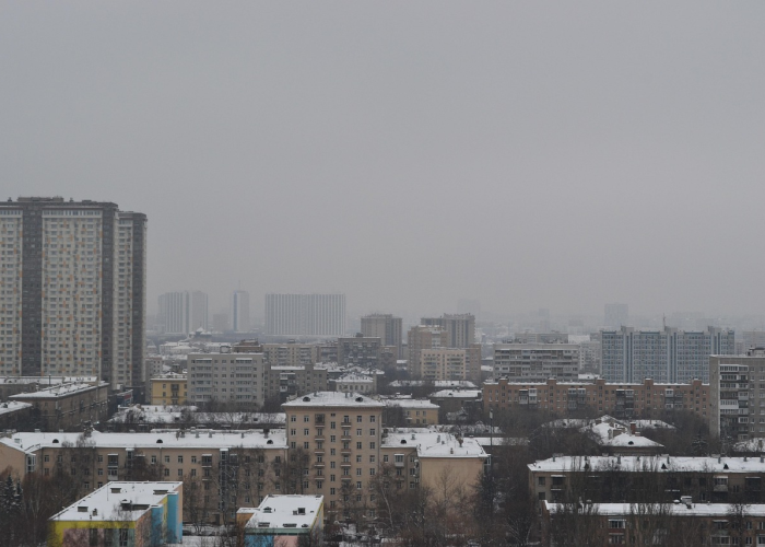 疫情高峰期，城市与乡村的风暴眼在哪里？