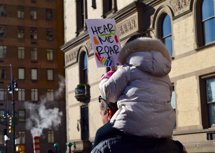 上海医院新冠确诊，一座超大城市抗疫的前哨与堡垒