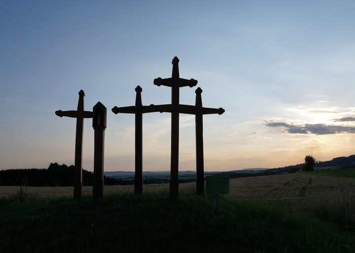 疫情结束了吗？2021，一场未竟的告别与漫长的序章