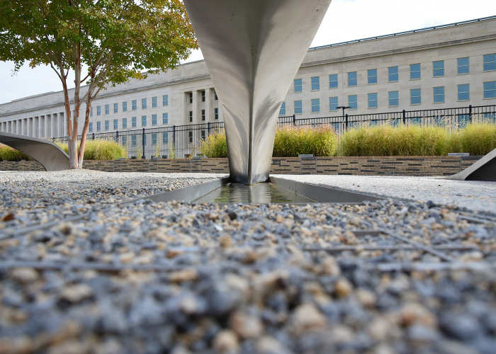 京广路隧道，一座城市的地下脉搏与集体记忆