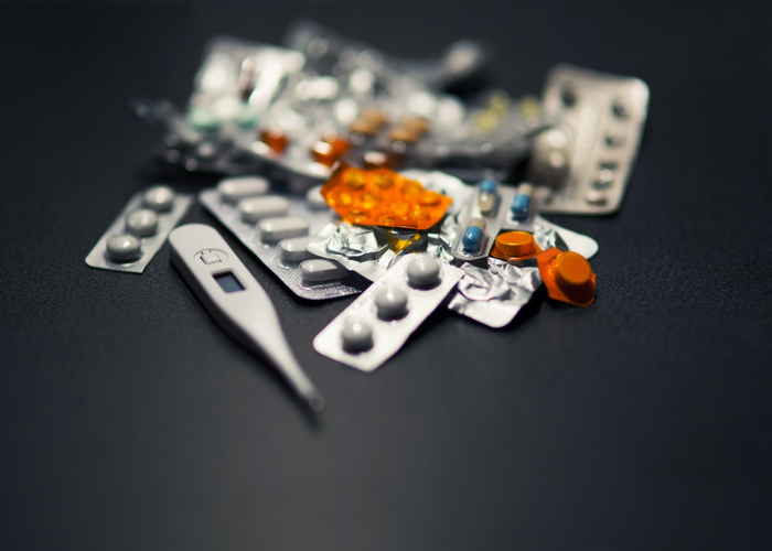 南汇中心医院，新冠风暴中的生命方舟