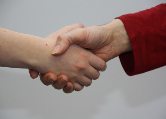 钟南山打没打疫苗，为什么成了一个问题？