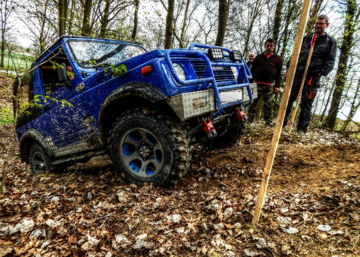 进口越野汽车品牌大全,从经典硬汉到奢华探险家 进口越野汽车品牌大全,从经典硬汉到奢华探险家