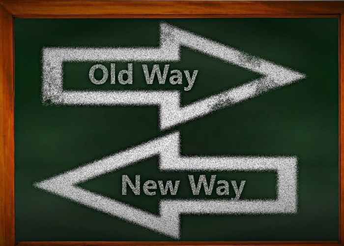 高考结束的钟声，在下午五点敲响