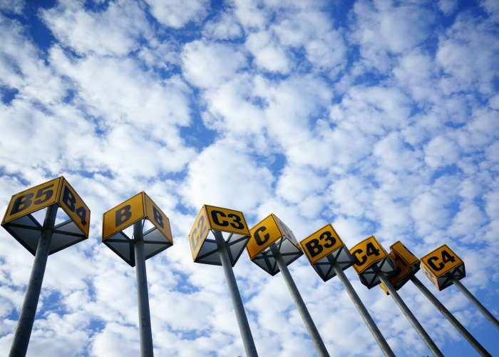 美国有多少人没坐过飞机？这个数字背后，藏着另一个美国