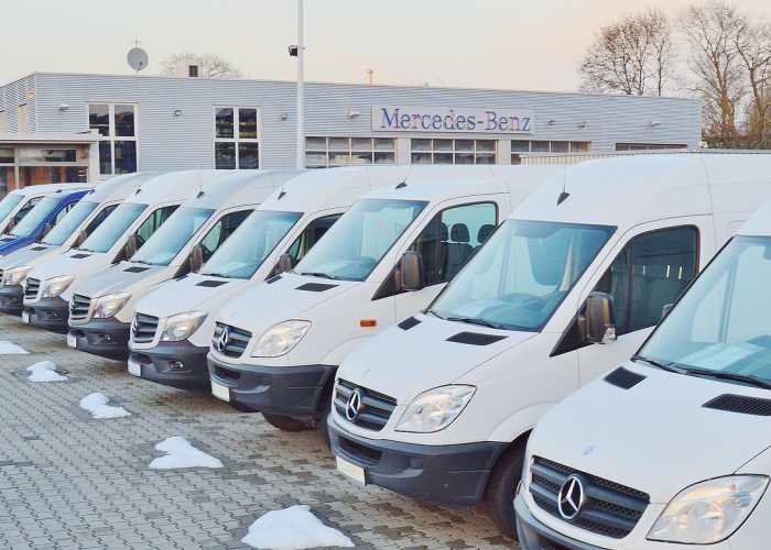 奔驰E300L价格解析,从官方指导价到落地成本,一文读懂购车预算 奔驰E300L价格解析,从官方指导价到落地成本,一文读懂购车预算