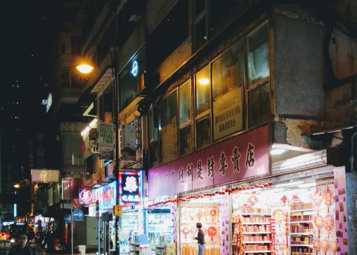 香港新增61例确诊，精准防控下的动态清零之路