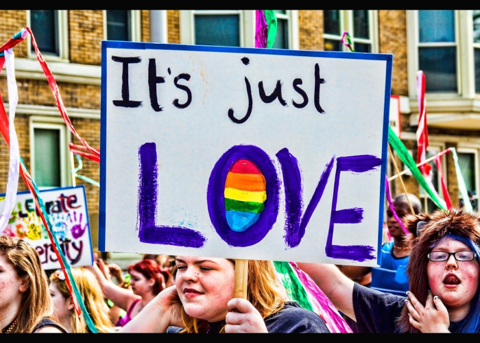 当全国感染病毒成为隐喻,我们如何走出集体创伤 当全国感染病毒成为隐喻,我们如何走出集体创伤