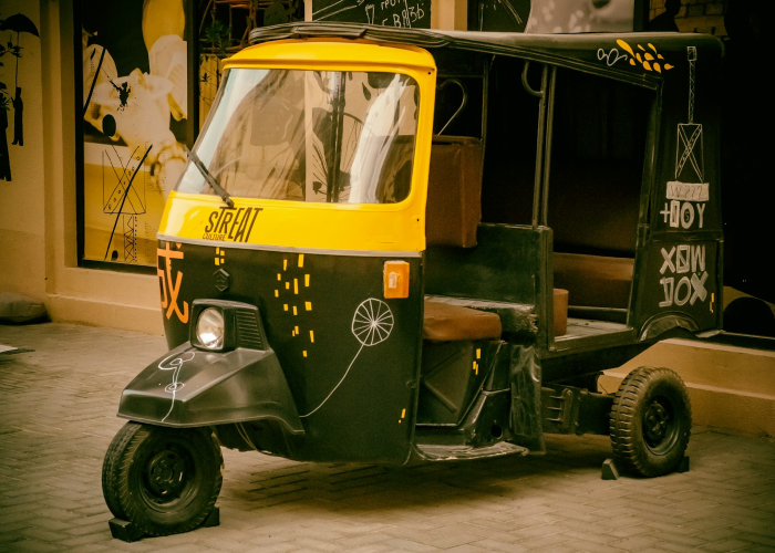 内蒙货车司机阳性背后，车轮上的防疫战与流动中国的脉搏