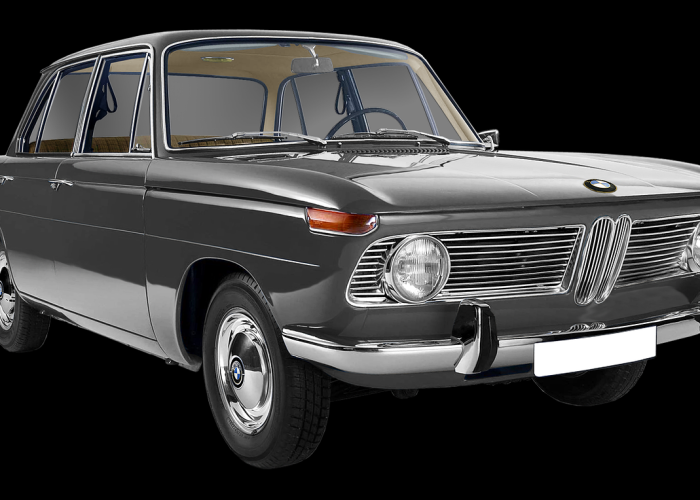 奔驰C200L，中产阶层的体面入场券，还是豪华车市的尴尬存在？