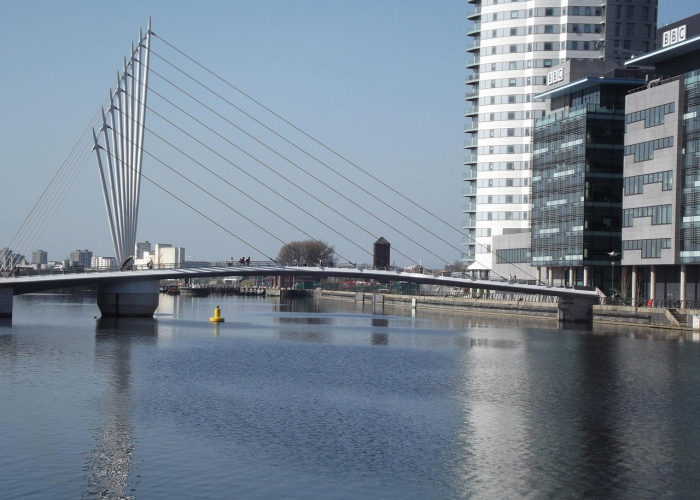 郑州疫情传播链,一座城市的韧性大考 郑州疫情传播链,一座城市的韧性大考