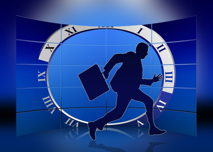 抢票时钟，揭秘火车票网上订票时间的科学与博弈