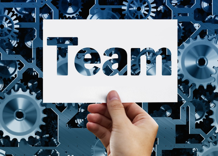 疫情之下，城市的温度与治理的边界—对特殊时期人员流动的思考